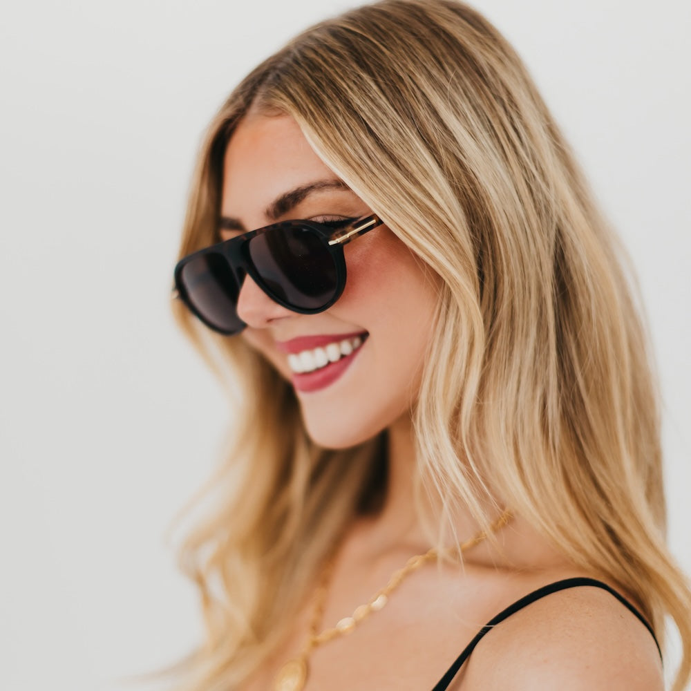 Retro Oval Flat Sunglasses